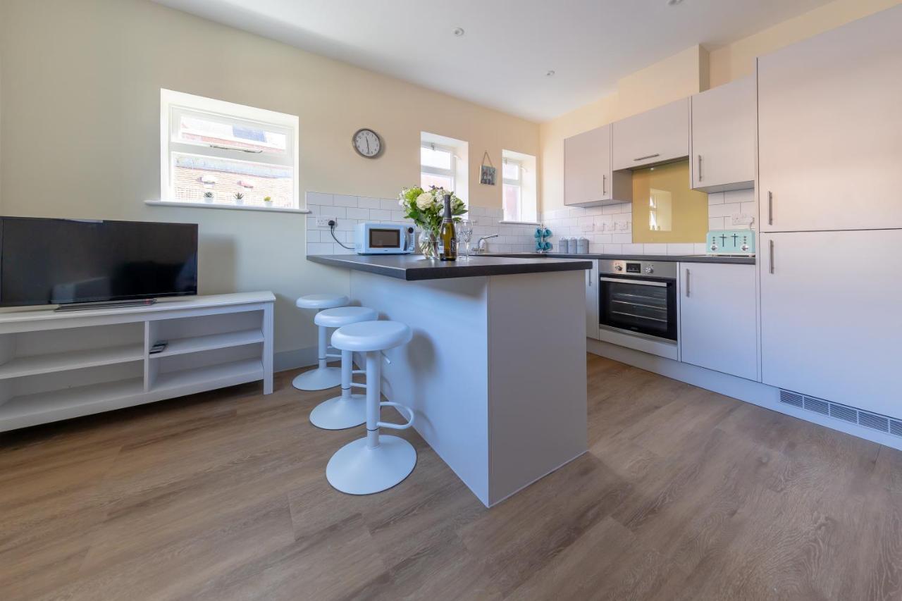Apartment 4, Isabella House, Aparthotel, By RentMyHouse Hereford Esterno foto